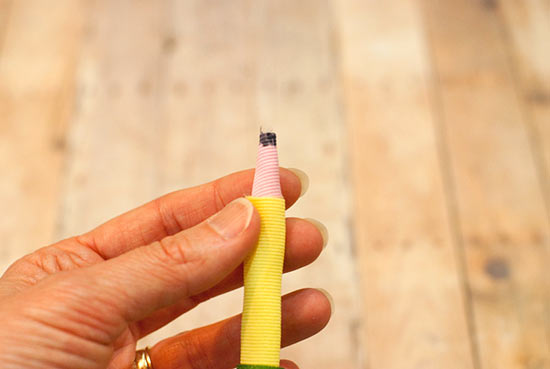 Ribbon_Pencil_Hair_Clip_Tutorial7