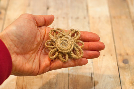 Rustic_Twine_Flower_Embellishments_main