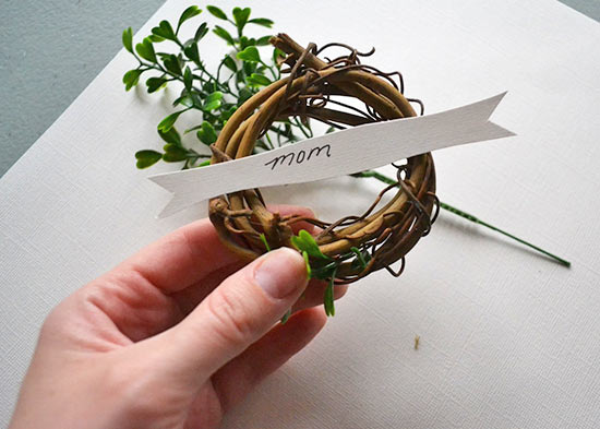 Grapevine_Wreath_Place_Cards6