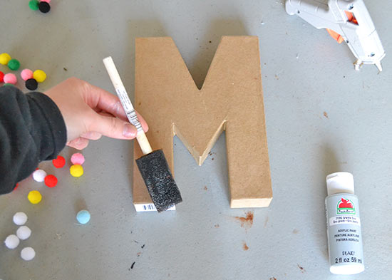 Pompom_Monogram_Letter_Tutorial3