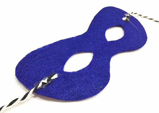 DIY_Felt_Superhero_Mask_3