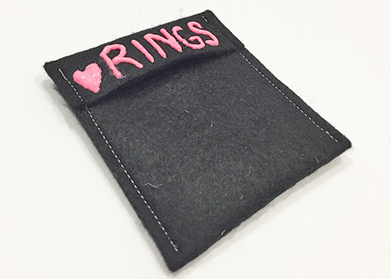 Felt_Jewelry_Pouches_Tutorial_3