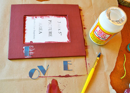 Personalized_Paper_Mache_Frame_Tutorial3
