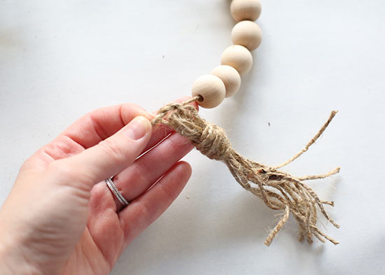 Wooden_Bead_Tassel_Garland8