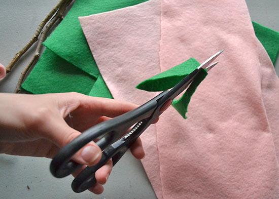Woodland_Felt_Roses_Tutorial8