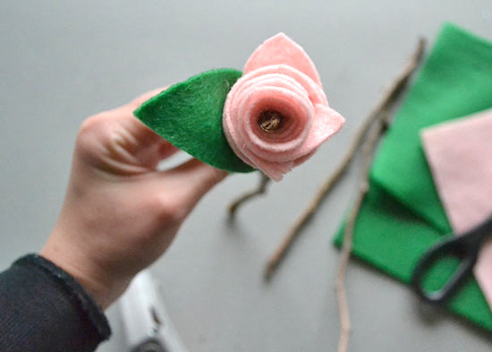 Woodland_Felt_Roses_Tutorial9