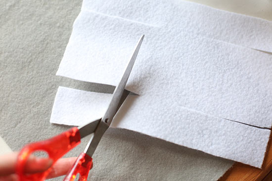 DIY_Felt_Monogram_Banner2