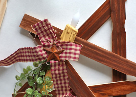 Paint_Stir_Stick_Christmas_Wreath6