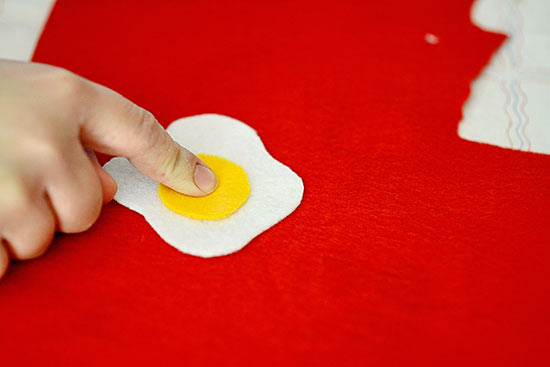 Simple_No_Sew_Felt_Food6