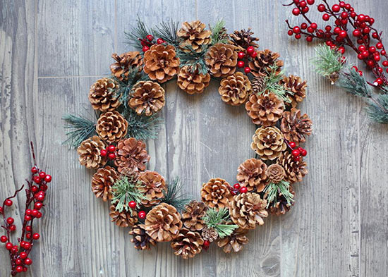 DIY_Woodland_Pinecone_Wreath10