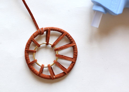 Scandinavian_Inspired_Leather_Coasters7
