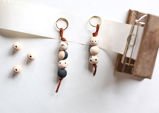 Wooden_Bead_Keychain_Tutorial10