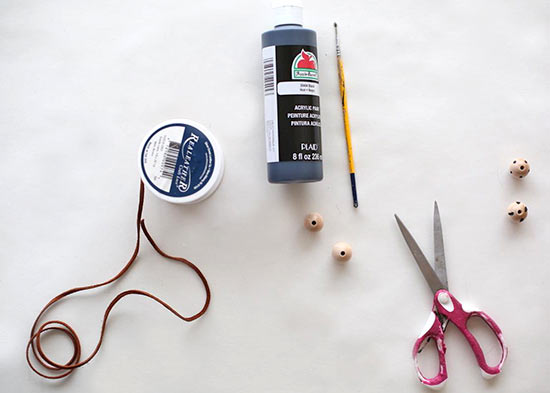 Wooden_Bead_Necklace_Tutorial2