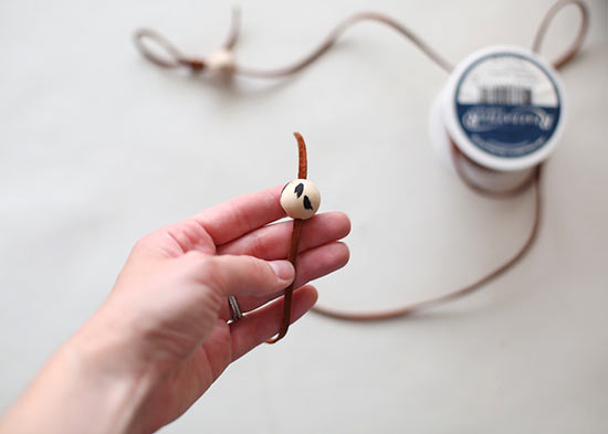 Wooden_Bead_Necklace_Tutorial3