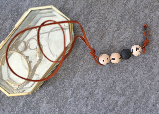 Wooden_Bead_Necklace_Tutorial6