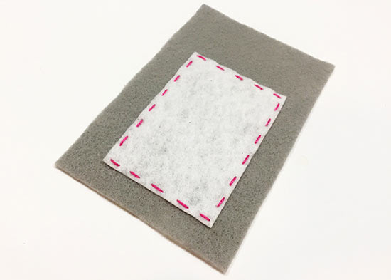 DIY_Felt_Phone_Case_Tutorial2