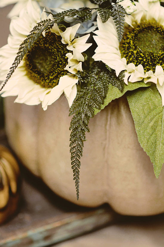 Fall_Pumpkin_Centerpiece_Arrangement6