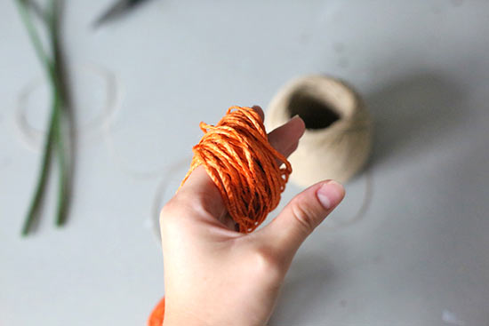 DIY_Twine_Pumpkin_Garland_Tutorial3