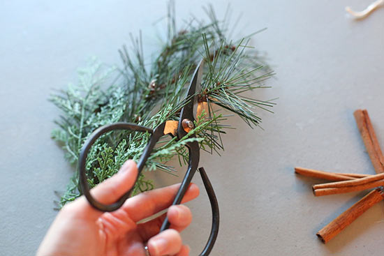 Cinnamon_Stick_Snowflake_Ornament5