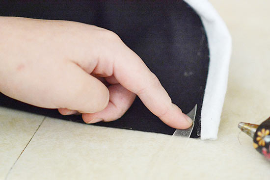 No_Sew_Felt_Pilgrim_Bonnet10