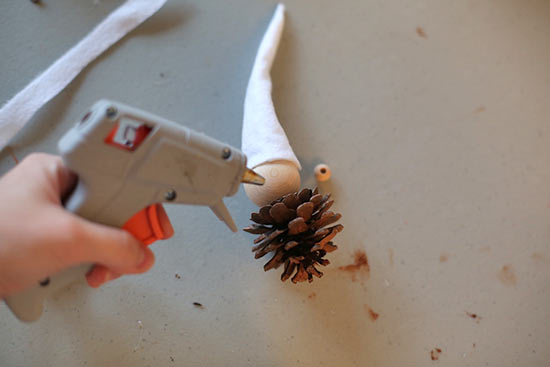 Pinecone_Gnome_Ornaments7