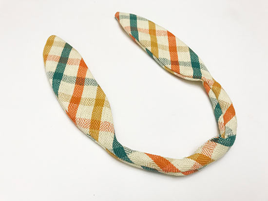DIY_Bunny_Ears_Headband_Tutorial5