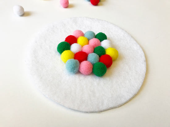 Pom_Pom_Coasters_Tutorial5