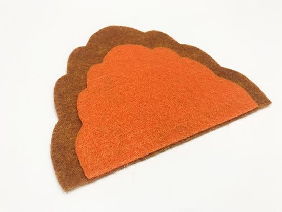 Tom_the_Turkey_Finger_Puppet2