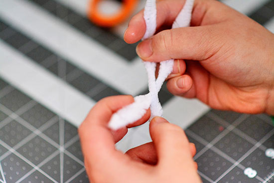 Paper_Pipe_Cleaner_Dolls3